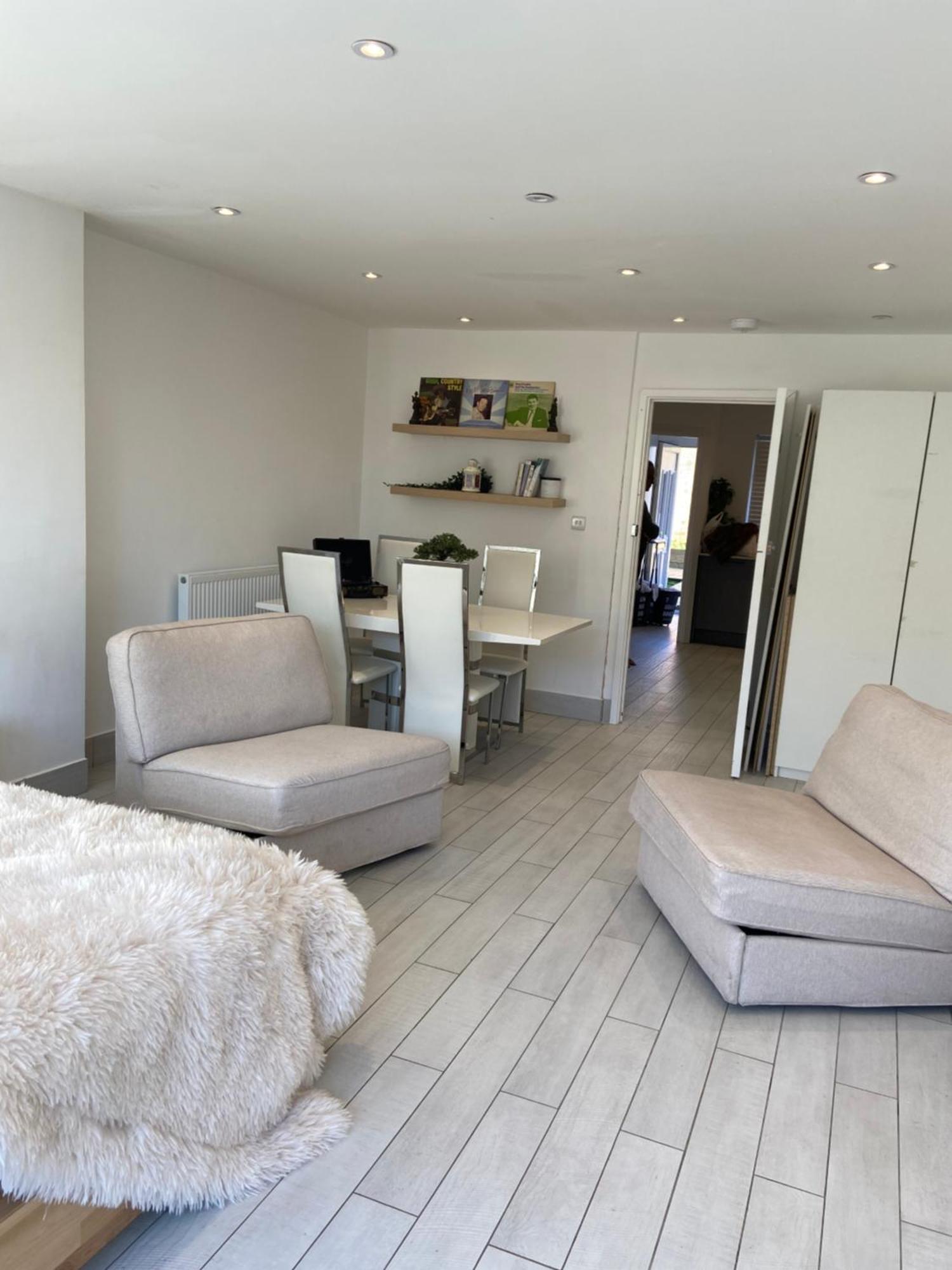 The Bay Apartment Edgware Eksteriør billede